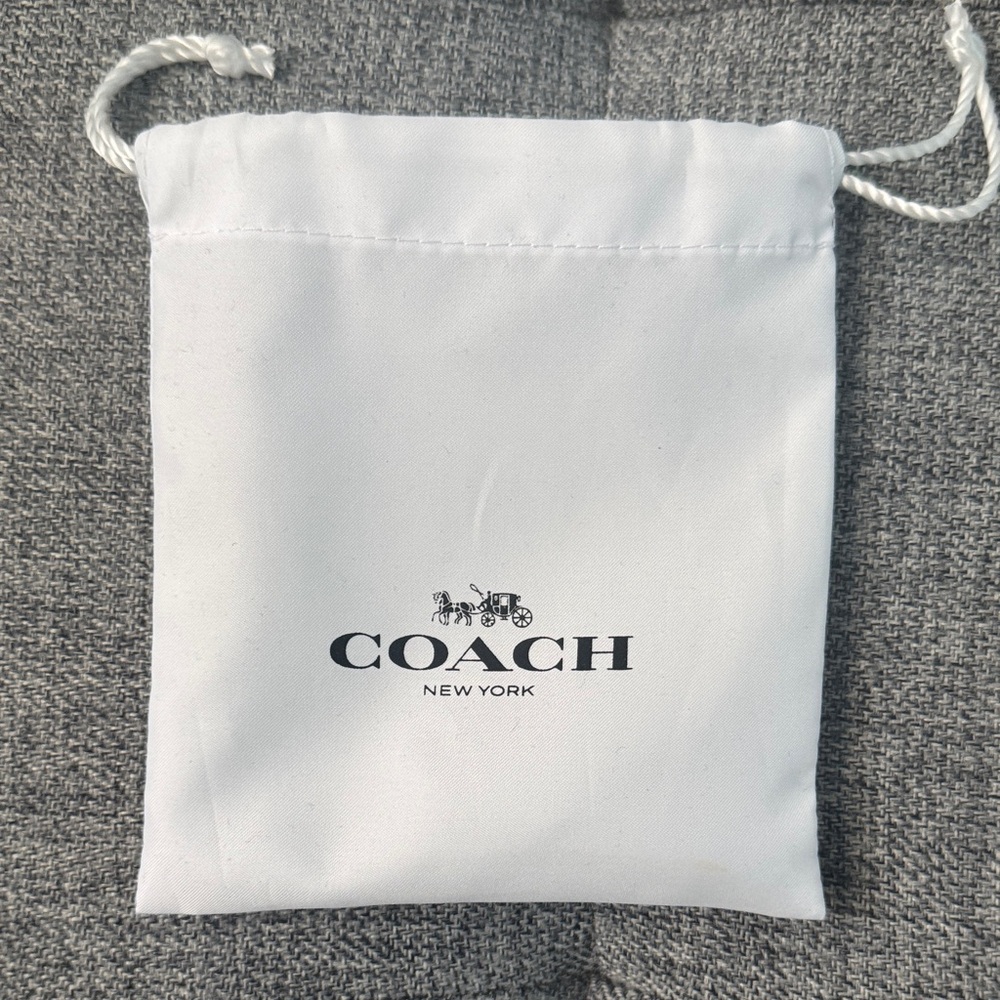 Coach Ivory Leather Wallet with Gold Accent - Picture 6 of 6